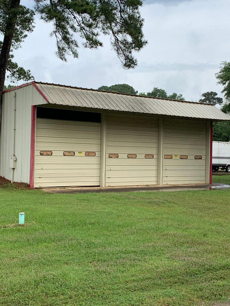 1315 S I -20 Serv Rd, Waskom, TX 75692